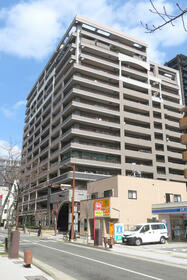 福岡県福岡市中央区荒戸２丁目