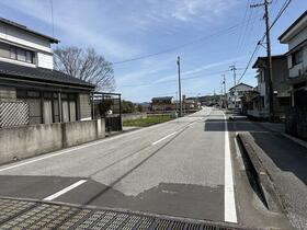 高知県南国市岡豊町小篭