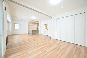 北海道札幌市中央区北十二条西１７丁目