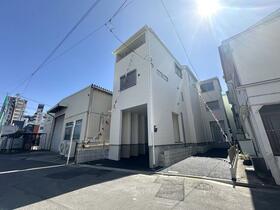 東京都足立区千住緑町３丁目