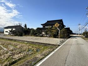 富山県砺波市野村島