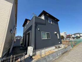 埼玉県三郷市戸ケ崎２丁目