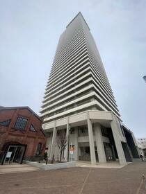 北海道札幌市西区八軒一条西１丁目