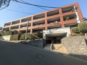 福岡県福岡市南区高宮４丁目