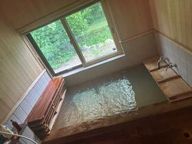 青森県弘前市大字百沢字小松野