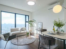 ＧＲＡＮＤ　ＭＩＬＬＥＮＮＩＡ