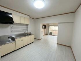 福岡県福岡市博多区東比恵３丁目