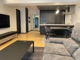 大阪府高槻市芥川町２丁目