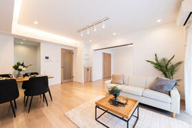 東京都多摩市関戸４丁目