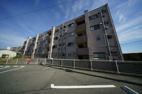 山口県下関市安岡駅前２丁目