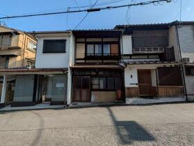 京都府京都市東山区三条通白川橋東入４丁目中之町