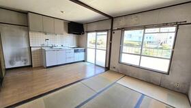 小金原団地7−1街区8棟 1階