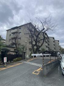 大阪府吹田市青葉丘南