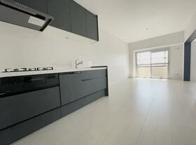 神奈川県厚木市栄町２丁目