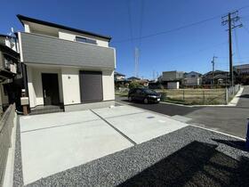 愛知県春日井市六軒屋町１丁目