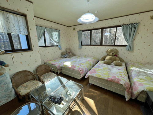 detached 群馬県吾妻郡嬬恋村大字鎌原大カイシコ