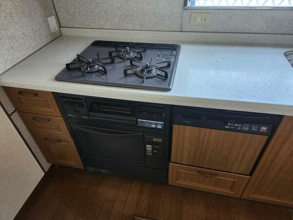 松戸新田戸建住宅｜千葉県松戸市松戸新田(賃貸一戸建4LDK・--・94.39㎡)の写真 その9