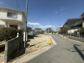 兵庫県加古川市平岡町一色東１丁目