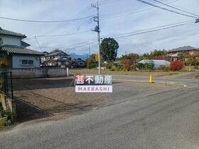 群馬県北群馬郡吉岡町大字漆原