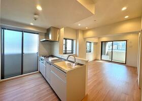 ＳａｎｃｔｕｓＤｕｏ　下落合　Ｃｏｕｒｔ　Ｂ