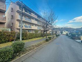 森の里パークサイドハイツ１号棟