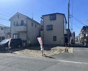 埼玉県三郷市戸ケ崎３丁目