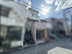 京都府京都市右京区西京極前田町