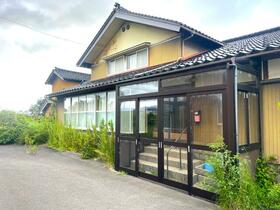 富山県下新川郡入善町青木