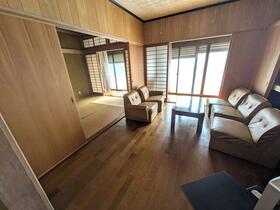 広島県呉市川尻町東３丁目