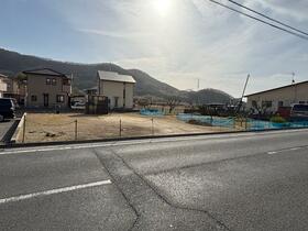 香川県高松市飯田町
