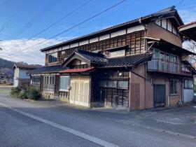 新潟県糸魚川市大字四ツ屋