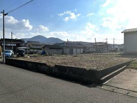 山形県鶴岡市井岡字塔の腰