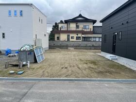 富山県富山市太郎丸本町２丁目