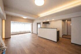 東京都千代田区麹町２丁目