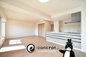 ライオンズガーデン泉中央