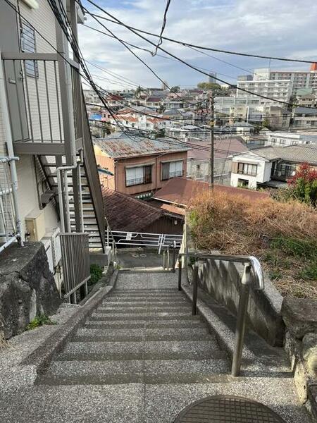 detached 神奈川県横浜市中区柏葉

地図を見る