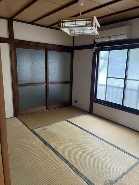 detached 神奈川県横浜市中区柏葉

地図を見る