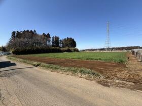 茨城県稲敷市月出里