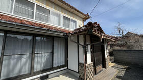 岡山県井原市芳井町東三原