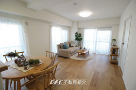 東京都福生市本町