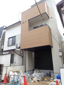 兵庫県宝塚市末成町