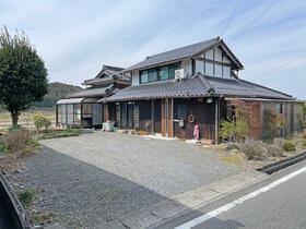 三重県伊賀市中友田