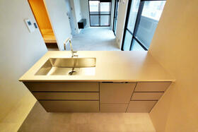 福岡県福岡市中央区警固１丁目