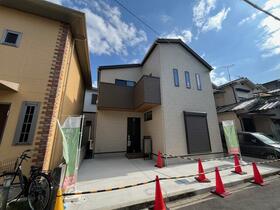 兵庫県加古川市平岡町新在家