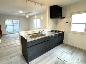 京都府京都市右京区西院西高田町