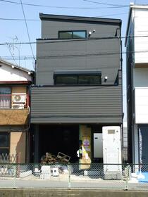 大阪府東大阪市新鴻池町