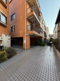 埼玉県さいたま市中央区桜丘２丁目