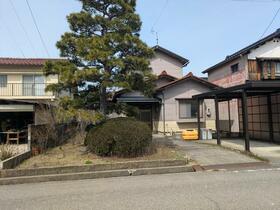 石川県小松市大領中町１丁目