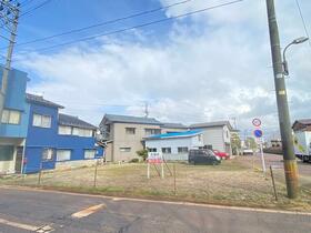 新潟県燕市大曲