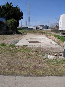 埼玉県三郷市半田